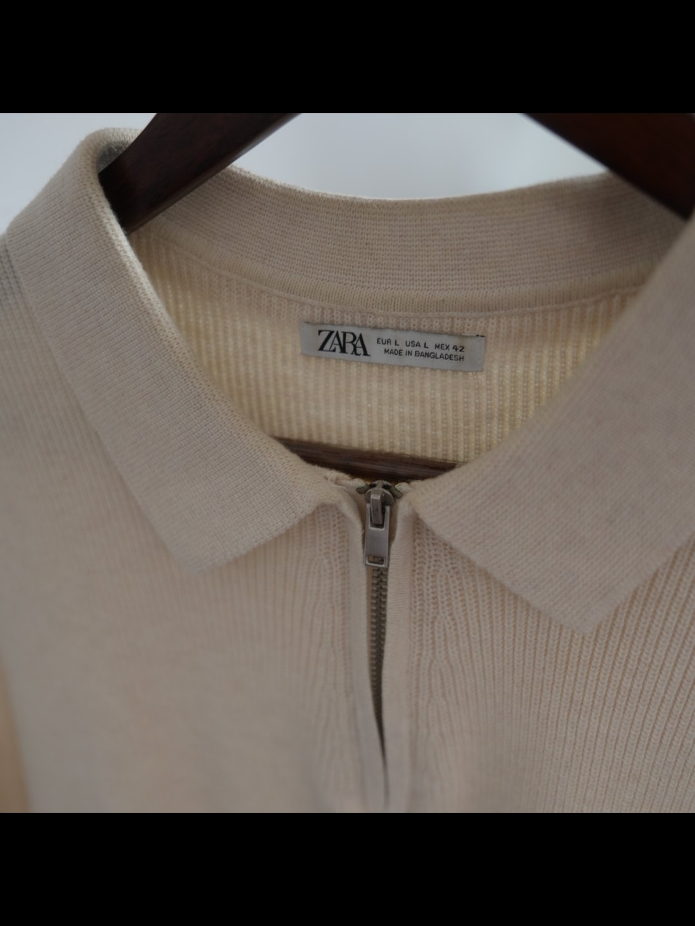 ZARA Cream Zip-Up Knit Polo